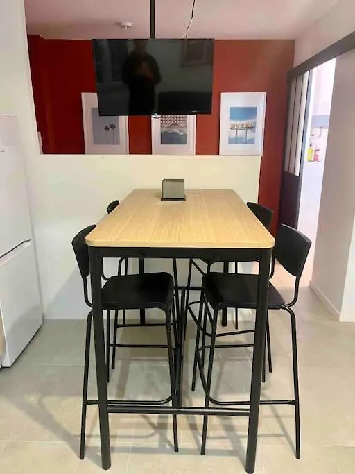 Forum Julii - Centre Historique - Suite Tout Confort - Wifi Frejus