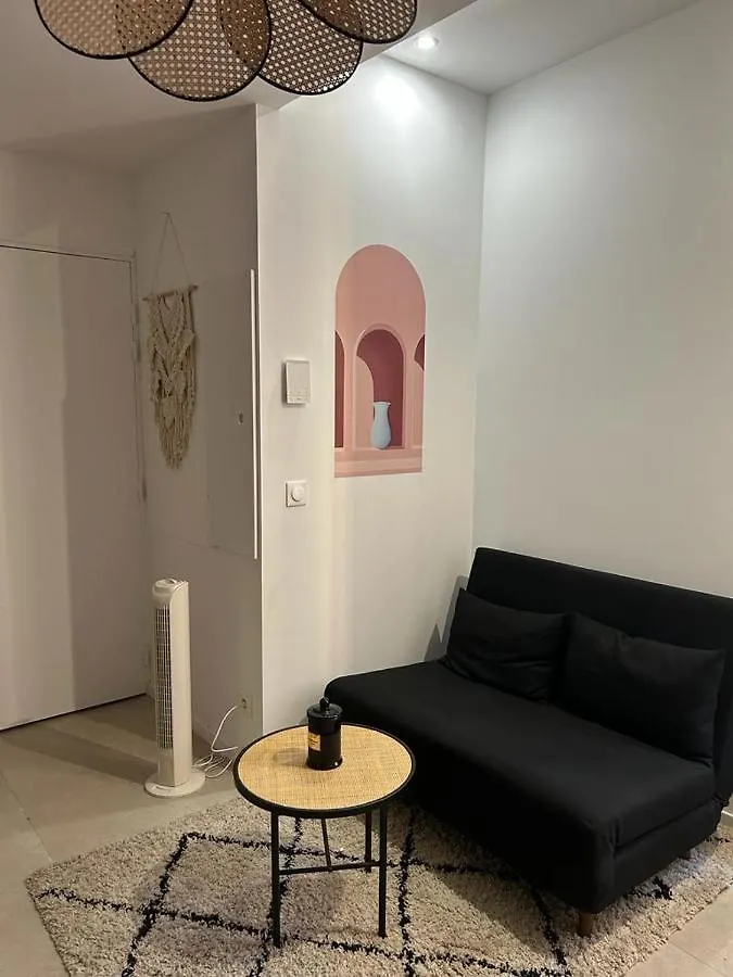 Forum Julii - Centre Historique - Suite Tout Confort - Wifi Frejus France